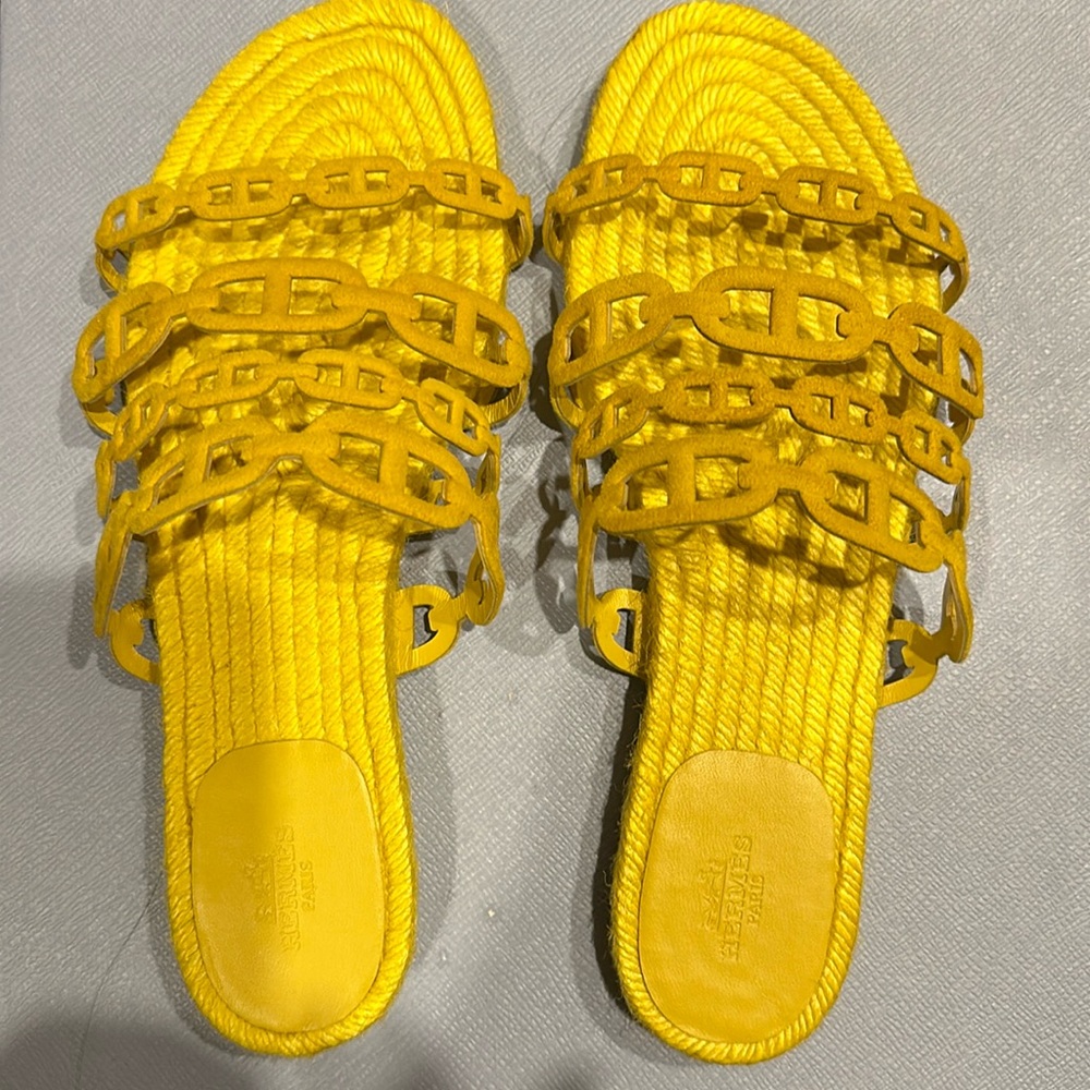 Hermės Yellow Sandals